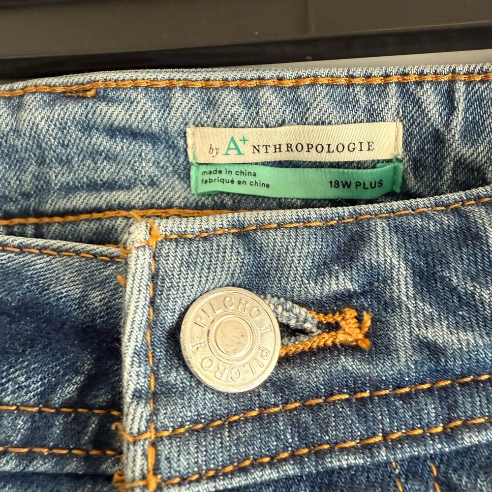 Anthropologie Embroidered Pilco Patchwork Jeans-great used condtion - Picture 3 of 5